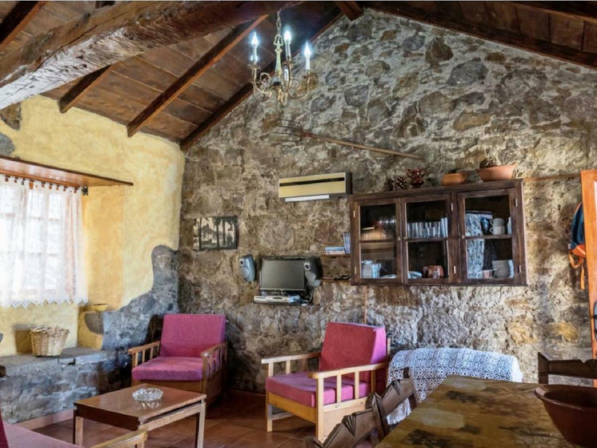 Casa Rural - Laendliches Haus, Pepita La De Las Flores Tejeda  Exterior photo